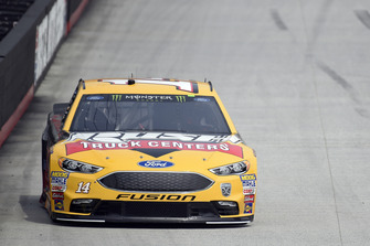 Clint Bowyer, Stewart-Haas Racing, Ford Fusion Rush Truck Centers/Cummins