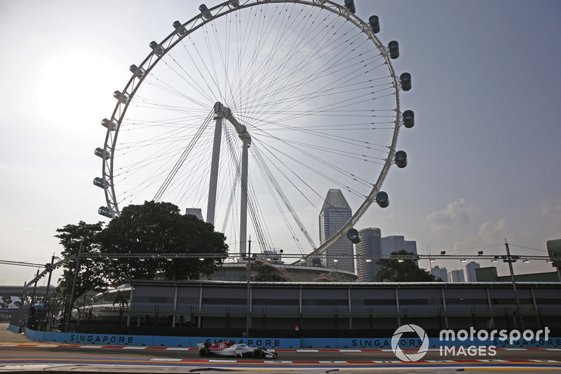 Charles Leclerc, Sauber C37 and Singapore Flyer
