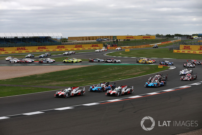 La partenza della 6 Ore di Silverstone