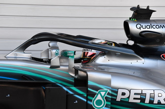 Lewis Hamilton, Mercedes-AMG F1 W09, nel parco chiuso
