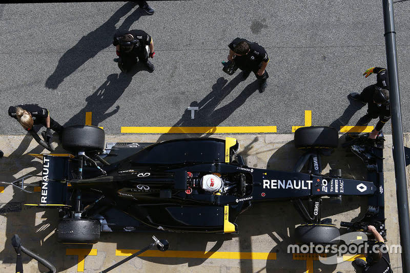 Kevin Magnussen, Renault Sport F1 Team RS16