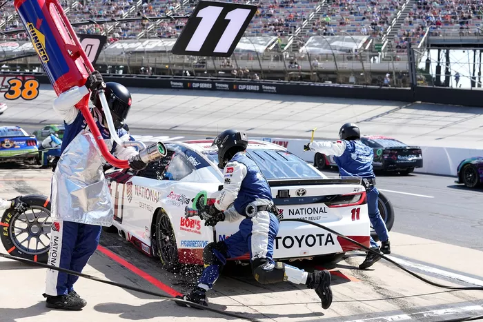 Denny Hamlin, Joe Gibbs Racing