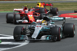 Льюіс Хемілтон, Mercedes AMG F1 W08, Кімі Райкконен, Ferrari SF70H, Макс Ферстаппен, Red Bull Racing