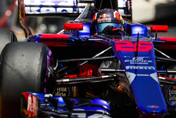 Даниил Квят, Scuderia Toro Rosso STR12