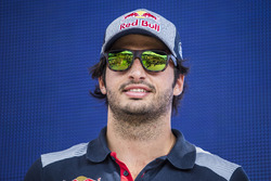 Карлос Сайнс-мл., Scuderia Toro Rosso