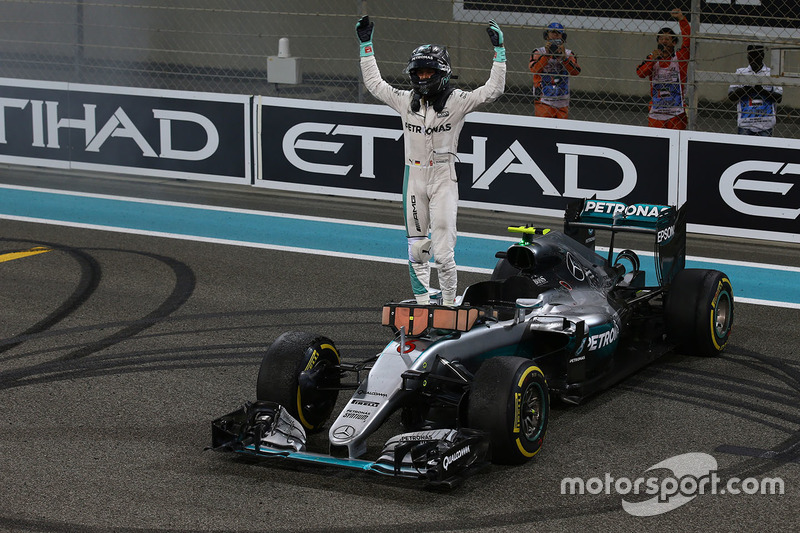 Second placed Nico Rosberg, Mercedes AMG F1 W07 Hybrid celebrates his World Championship at the end of the race