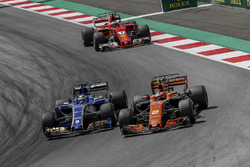 Стоффель Вандорн, McLaren MCL32, Маркус Ерікссон, Sauber C36
