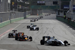 Felipe Massa, Williams FW38 Mercedes voor Max Verstappen, Red Bull Racing RB12