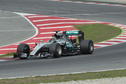 Nico Rosberg, Mercedes F1 Team teste les pneus Pirelli 2017