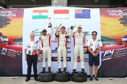 Presley Martono, Akash Gowda, Faine Kahia, podium Race 4, Clark International Speedway, Filipina