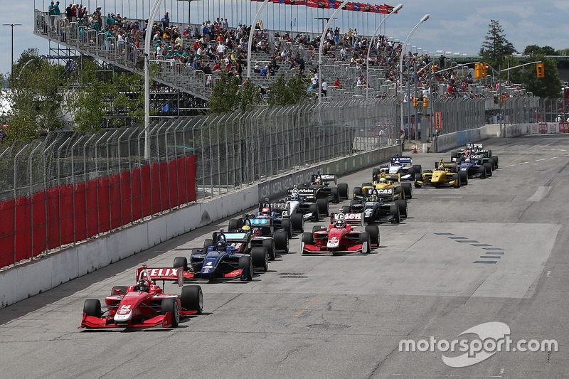 Inicio: Felix Rosenqvist, Belardi Auto Racing líder