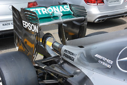 Mercedes AMG F1 W07 Hybrid, ala posteriore e monkey seat