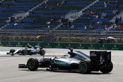 Lewis Hamilton, Mercedes AMG F1 Team W07, nach einem Dreher