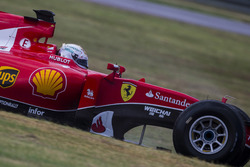 Sebastian Vettel, Ferrari test de 2017 spec Pirelli
