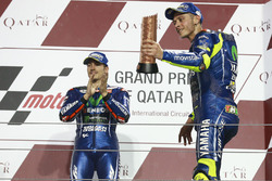 Podium : le vainqueur Maverick Viñales, Yamaha Factory Racing, le troisième, Valentino Rossi, Yamaha Factory Racing