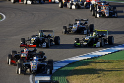 Jake Hughes, Hitech Grand Prix, Dallara F317 - Mercedes-Benz