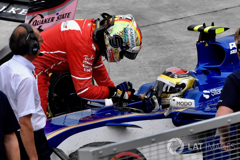 Sepang 2017: Pascal Wehrlein (Sauber) - Sebastian Vettel (Ferrari)