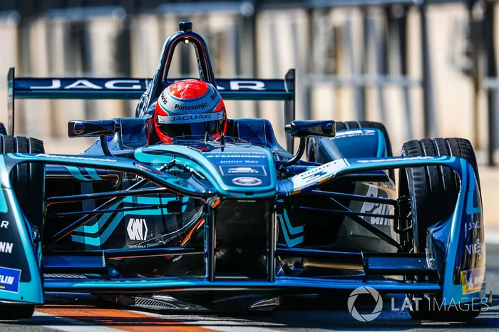Nelson Piquet Jr.  (Jaguar I-Type II)
