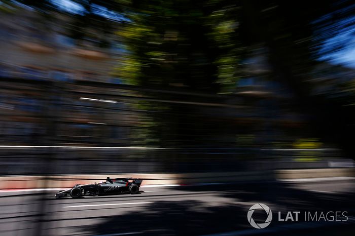 Romain Grosjean, Haas F1 Team VF-17