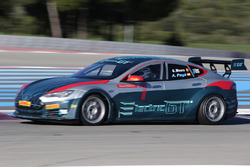Tesla Model S P85+, тести