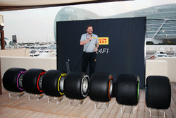 Пол Хэмбрі, директор Pirelli Motorsport та шини Pirelli Ф1 2017 року