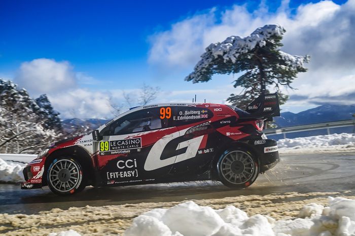 Oliver Solberg, Elliott Edmondson, Toyota Gazoo Racing WRT Toyota GR Yaris Rally1