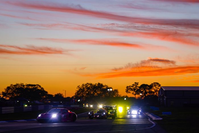 #77 AO Racing Porsche 911: Nick Tandy, Harry King, Alessio Picariello