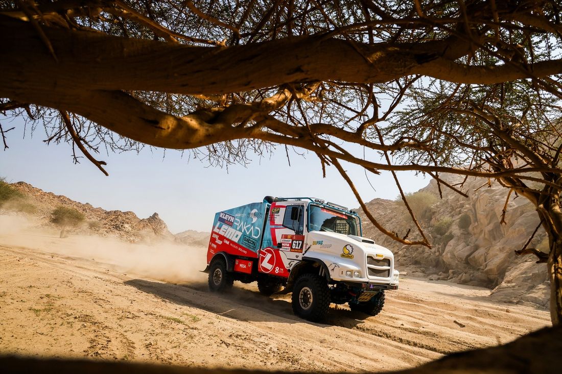 #617 DDW Rallyteam Iveco: Egbert Wingens, Marije Wingens-Van Ettekoven, Marijn Beekmans