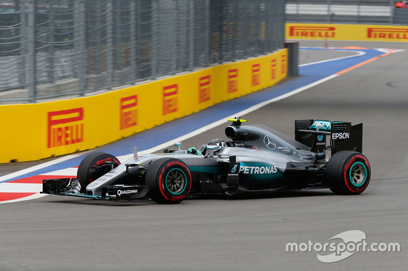 2016: Нико Росберг, Mercedes F1 W07 Hybrid