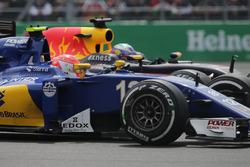 Феліпе Наср, Sauber C35, Даніель Ріккардо, Red Bull Racing RB12