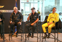 Roger Penske, Rick Mears, Helio Castroneves