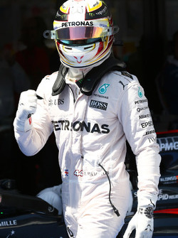 Pole voor Lewis Hamilton, Mercedes Petronas AMG F1