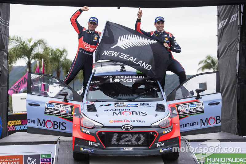 Ganadores Hayden Paddon, John Kennard, Hyundai Motorsport