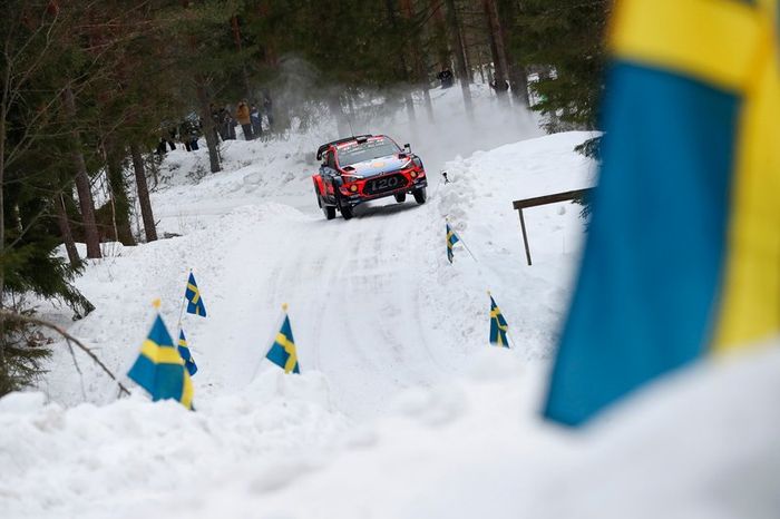Thierry Neuville, Nicolas Gilsoul, Hyundai i20 WRC, Hyundai Motorsport