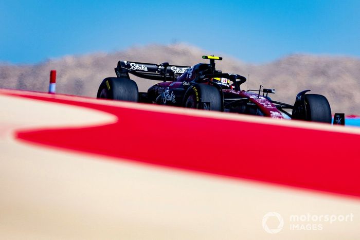 Zhou Guanyu, Alfa Romeo C43