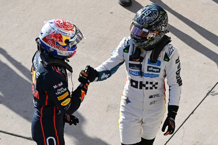 Oscar Piastri, McLaren, Max Verstappen, Red Bull Racing