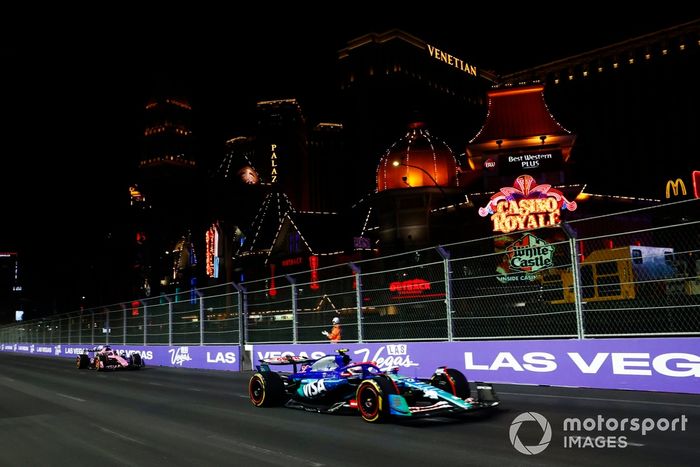 Yuki Tsunoda, RB F1 Team VCARB 01, Esteban Ocon, Alpine A524