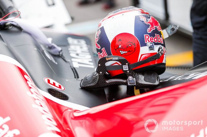 Helmet of Neel Jani, Porsche, Porsche 99x Electric 