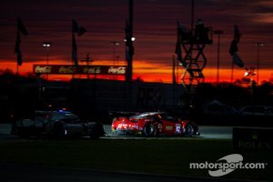 #62 Risi Competizione Ferrari 488 GTE: James Calado, Alessandro Pier Guidi, Daniel Serra, Davide Rigon / #77 Mazda Team Joest Mazda DPi: Oliver Jarvis, Tristan Nunez, Olivier Pla