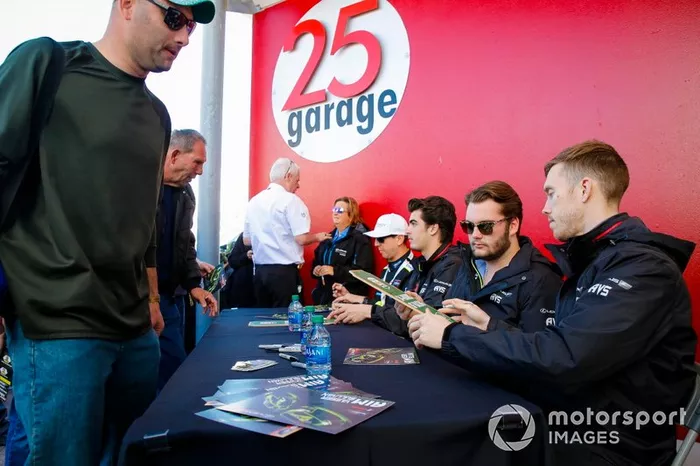 #14 AIM Vasser Sullivan Lexus RC-F GT3, GTD: Parker Chase, Jack Hawksworth, Michael De Quesada, Kyle Busch, autograph session
