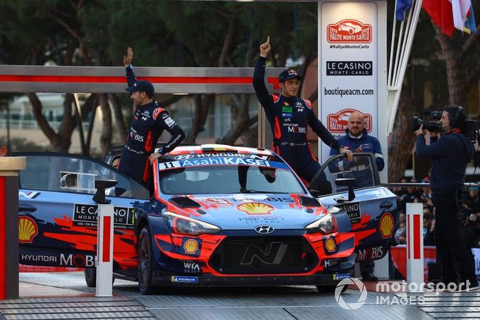 Thierry Neuville, Nicolas Gilsoul, Hyundai Motorsport Hyundai i20 Coupe WRC