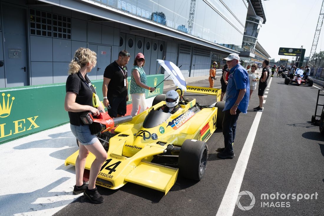 Demonstração de carros históricos