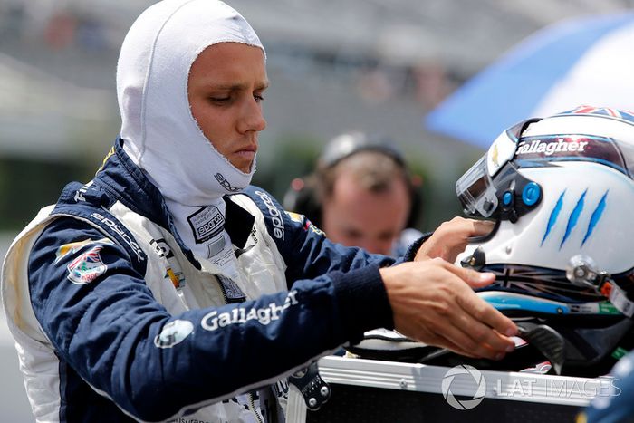 Max Chilton, Carlin Chevrolet