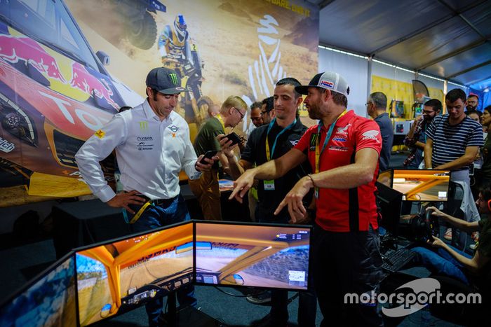 Nani Roma, Alex Haro, Ari Vatanen y Pedro Bianchi en la presentación de 'Dakar 18'