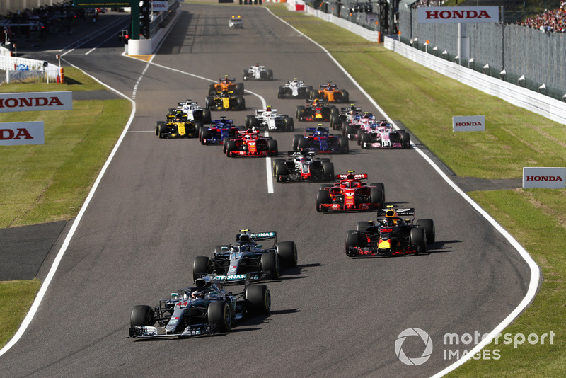 Start, Lewis Hamilton, Mercedes AMG F1 W09, Valtteri Bottas, Mercedes AMG F1 W09, Max Verstappen, Red Bull Racing RB14