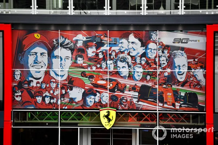 Motorhome da Ferrari 90 anos