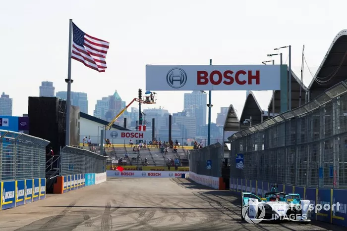 Oliver Turvey, NIO Formula E, NIO Sport 004 