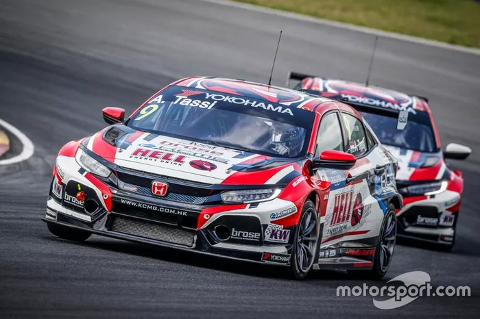 Attila Tassi, KCMG Honda Civic Type R TCR