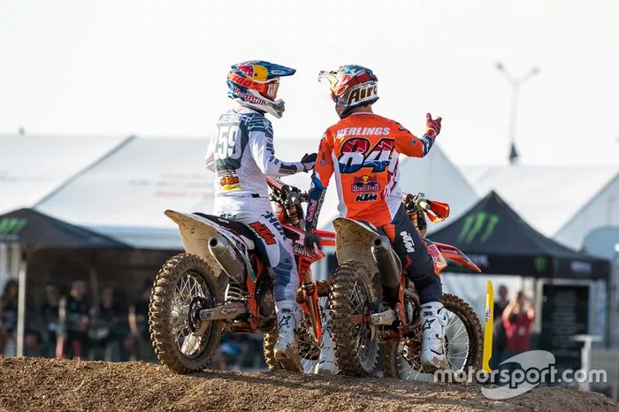 Glenn Coldenhoff, Standing Construct KTM, Jeffrey Herlings, Red Bull KTM Factory Racing