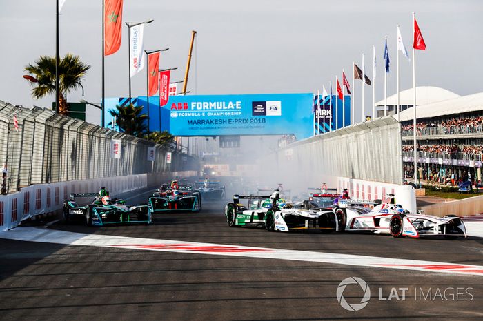 Jose Maria Lopez, Dragon Racing y Lucas di Grassi, Audi Sport ABT Schaeffler, al inicio de la carrera